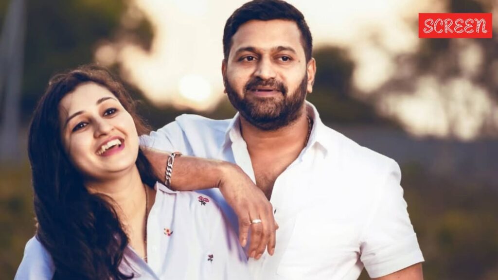 Rishab Shetty married Pragathi in 2017.