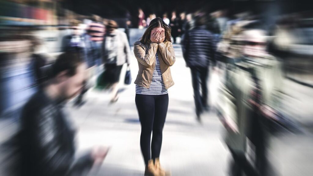 Study relates social withdrawal in teenage with widespread effects across cognition