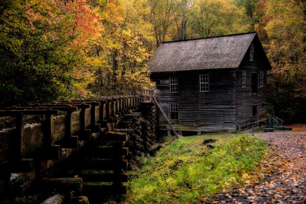 The Essential Guide to Cherokee, North Carolina