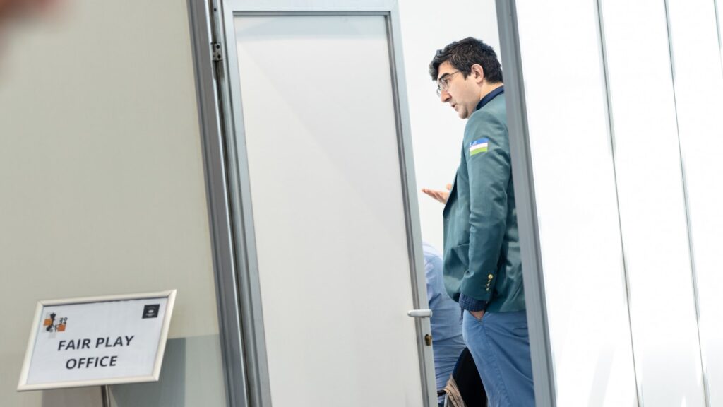 Vladimir Kramnik denies guilt, says accusations against Daniel Naroditsky were not ‘baseless’ Former World Chess Champion Vladimir Kramnik in action. (Maria Emelianova via FIDE)