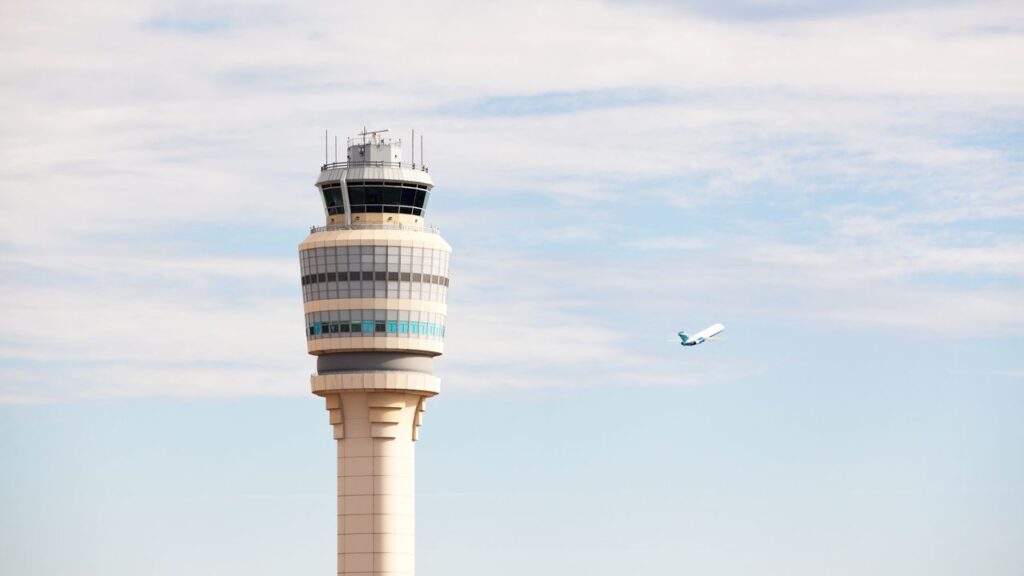 What Fliers Need to Know About Air Traffic Control Amid the Government Shutdown Condé Nast Traveler