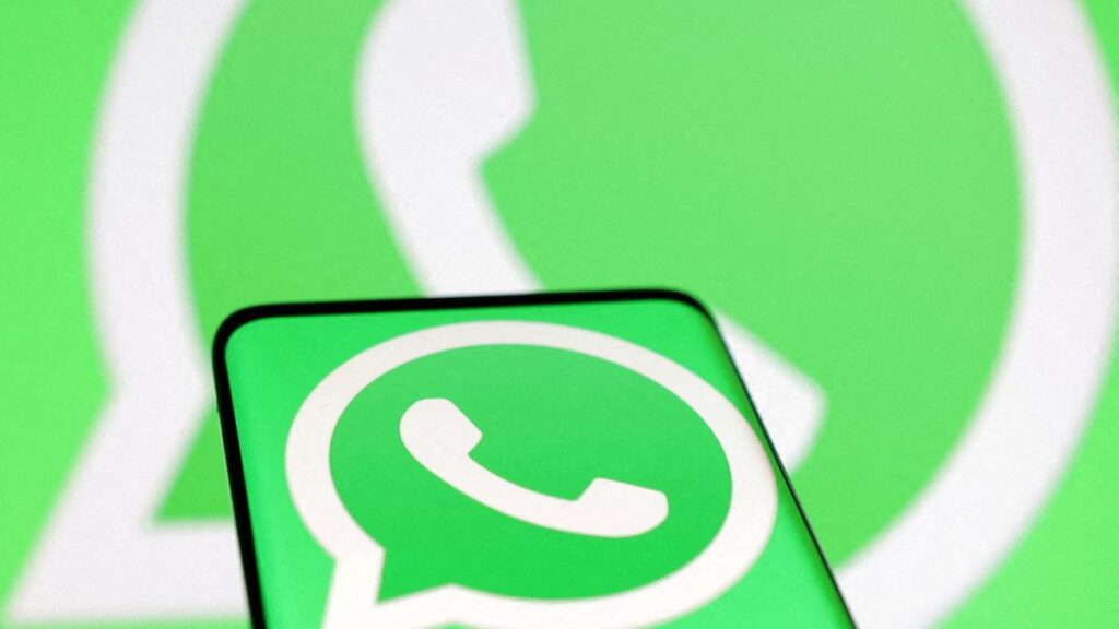 WhatsApp rolls out passkey encryption for chat backups WhatsApp rolls out passkey encryption for chat backups
