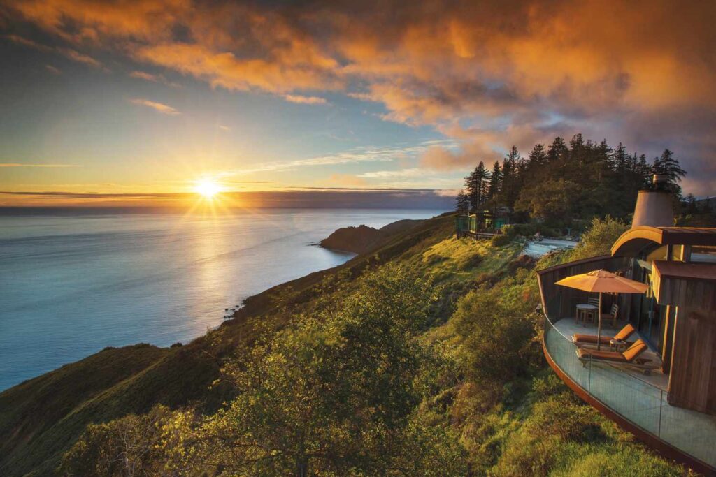 Why the “Multi-moon” Is the next Biggest Honeymoon Trend